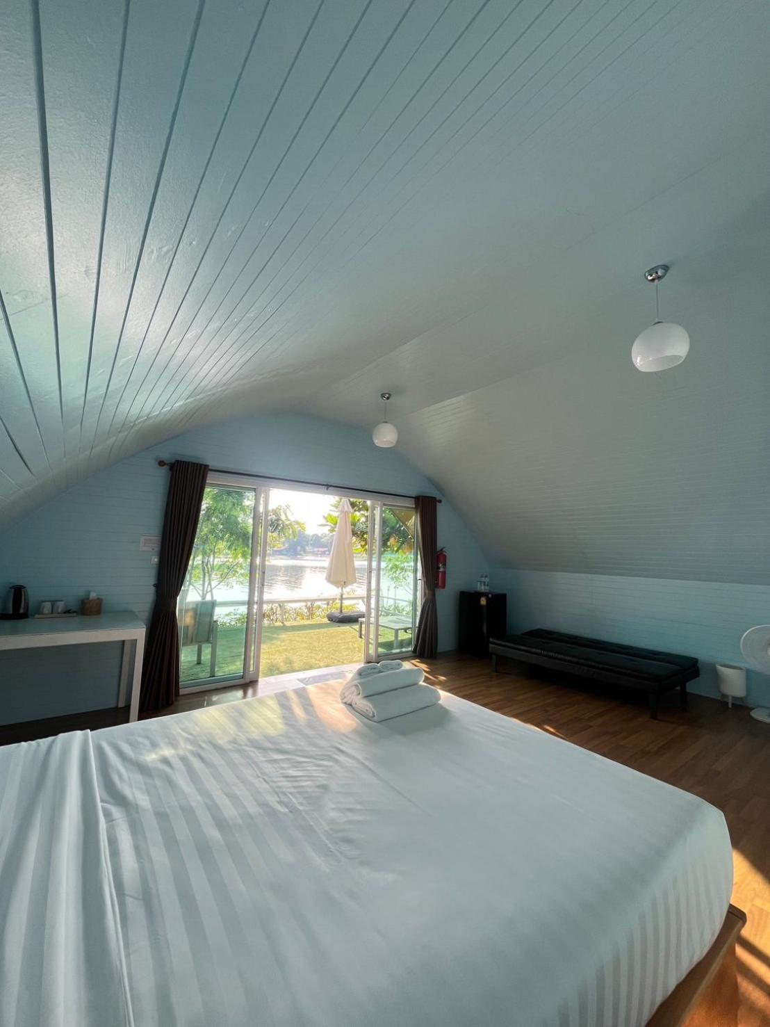 Manta Resort Ban Khao Tok Exterior photo