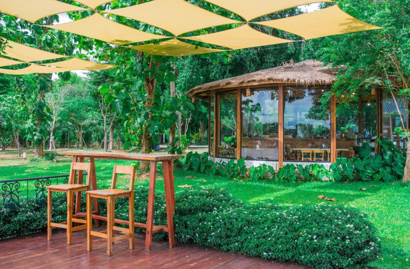 Manta Resort Ban Khao Tok Exterior photo