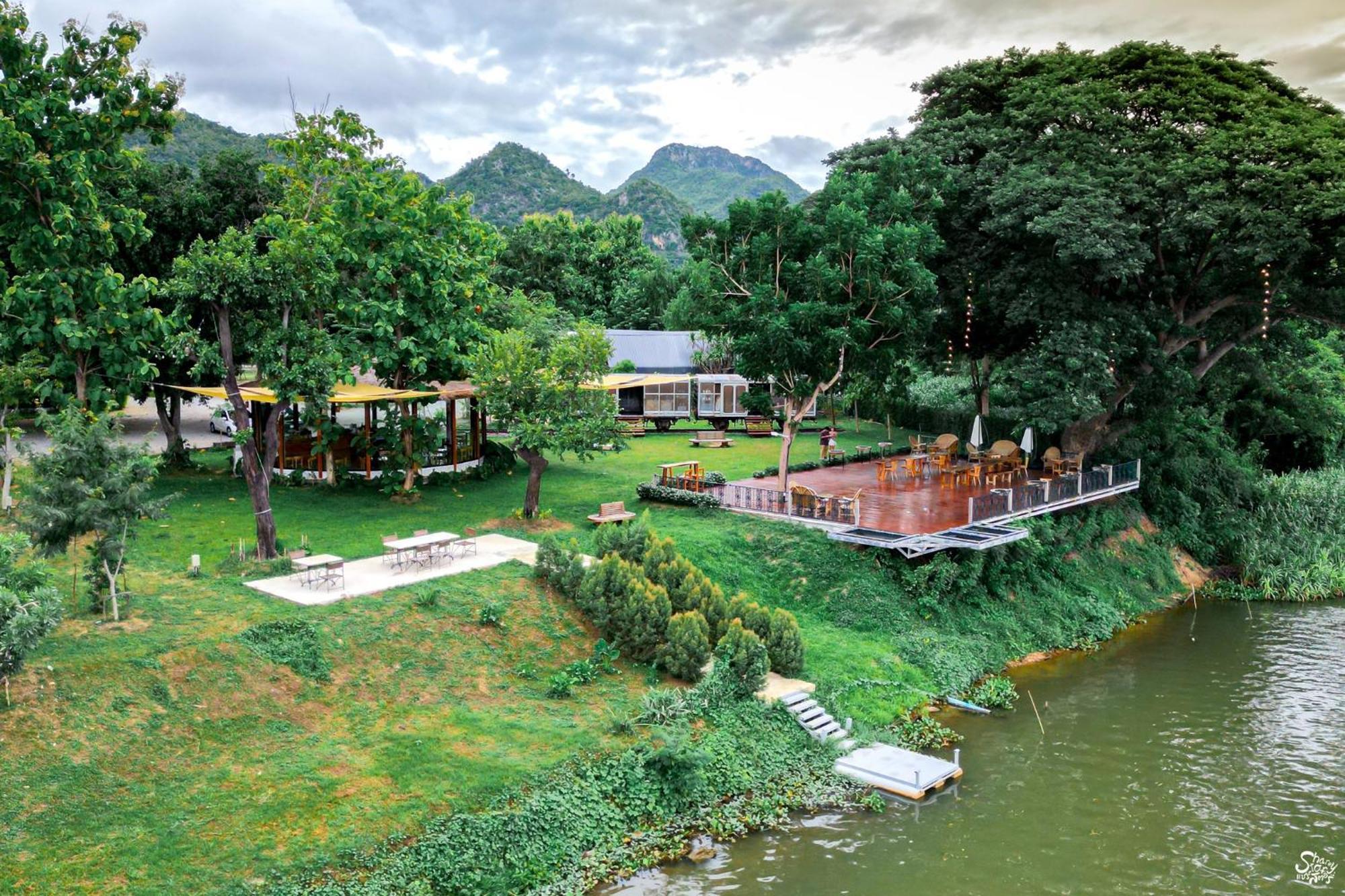 Manta Resort Ban Khao Tok Exterior photo