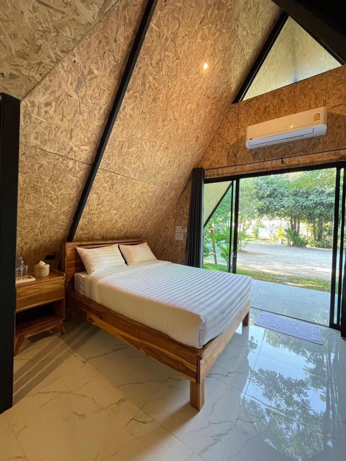 Manta Resort Ban Khao Tok Exterior photo