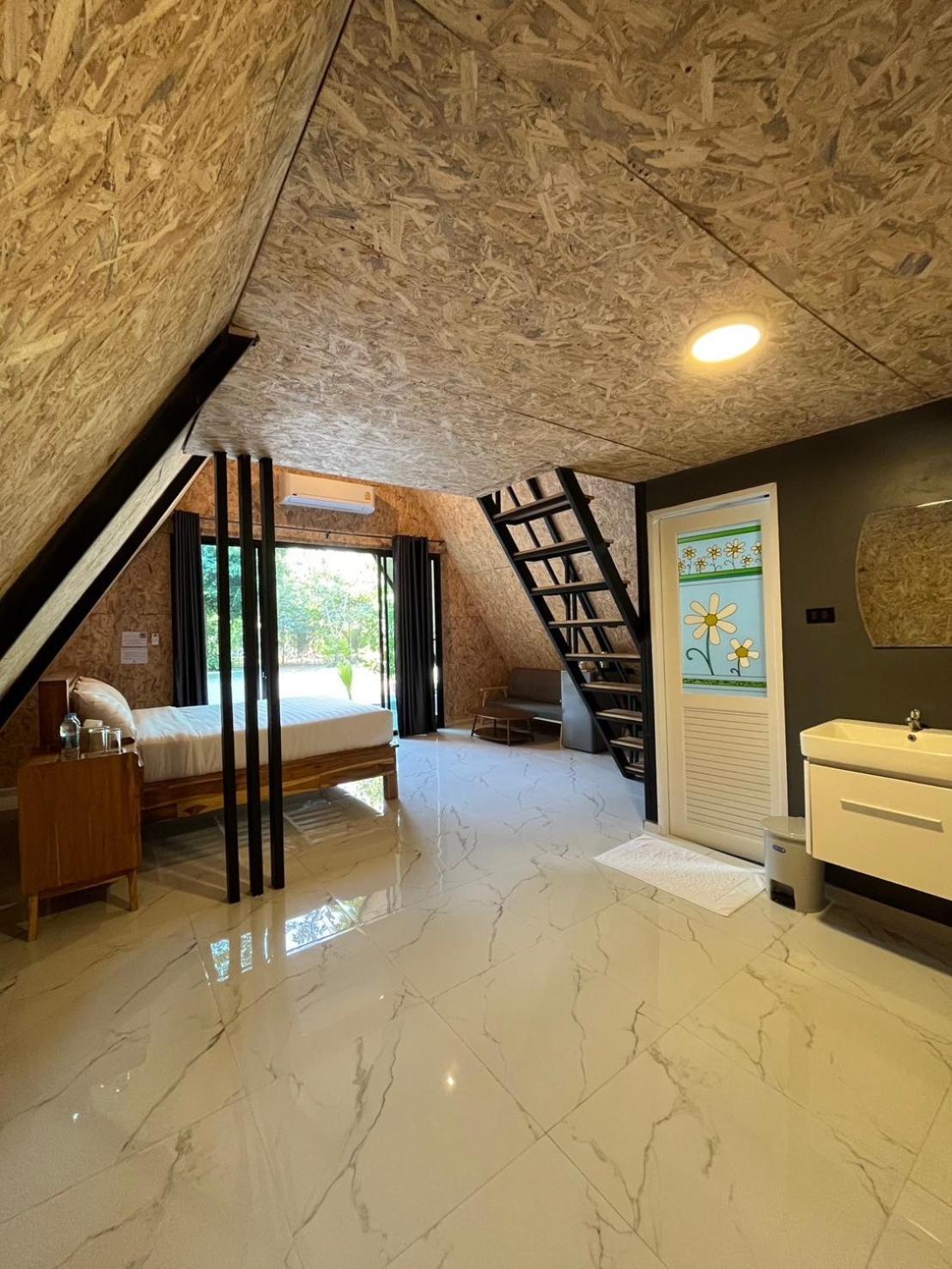 Manta Resort Ban Khao Tok Exterior photo