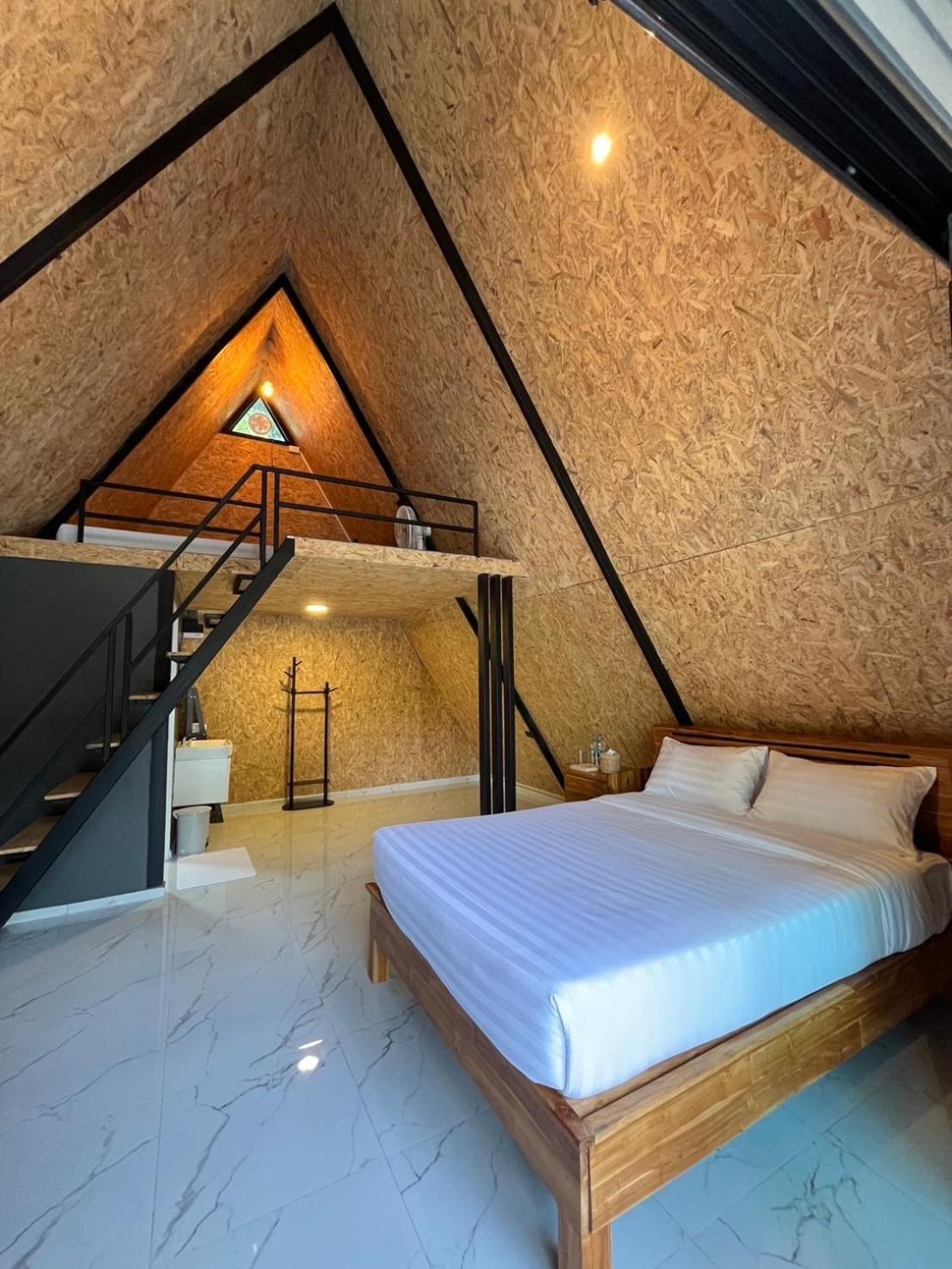 Manta Resort Ban Khao Tok Exterior photo