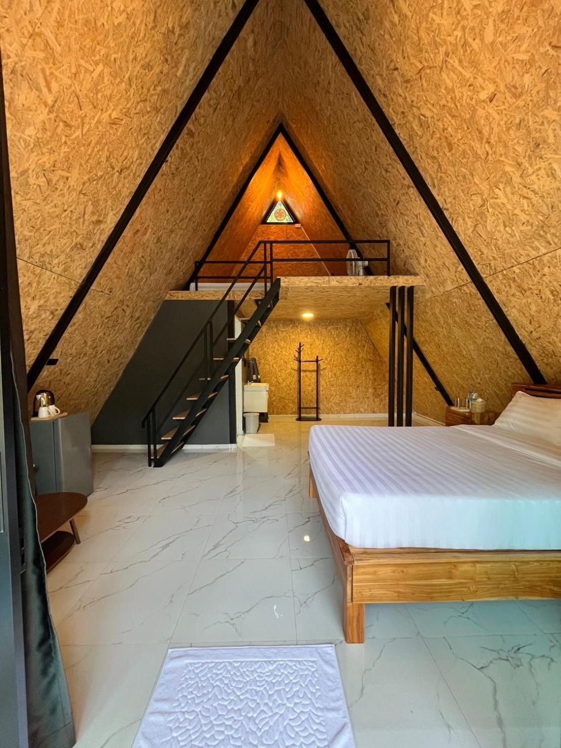 Manta Resort Ban Khao Tok Exterior photo